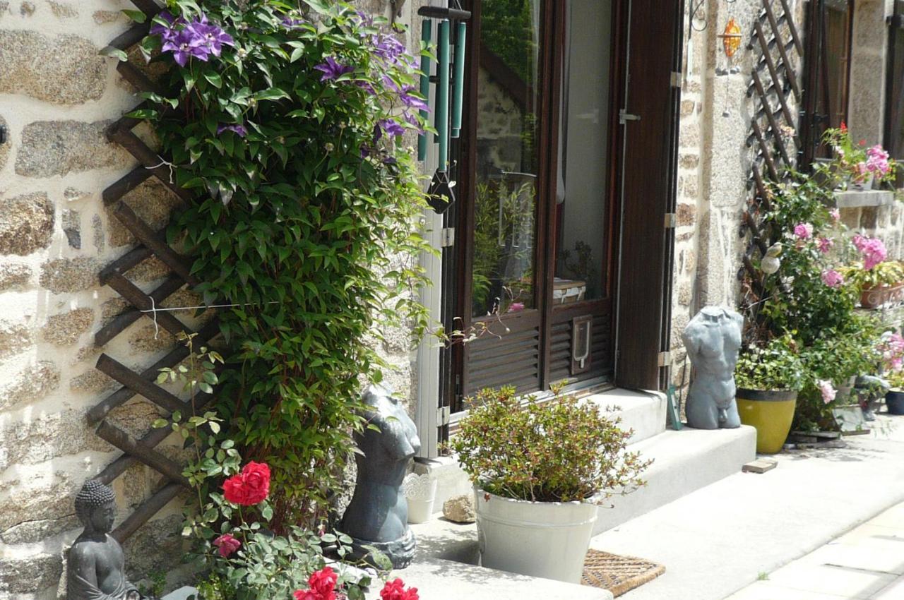 Le Petit Papillon Bed & Breakfast Eymoutiers  ภายนอก รูปภาพ