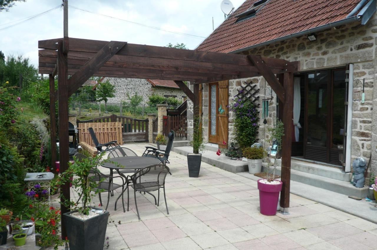Le Petit Papillon Bed & Breakfast Eymoutiers  ภายนอก รูปภาพ