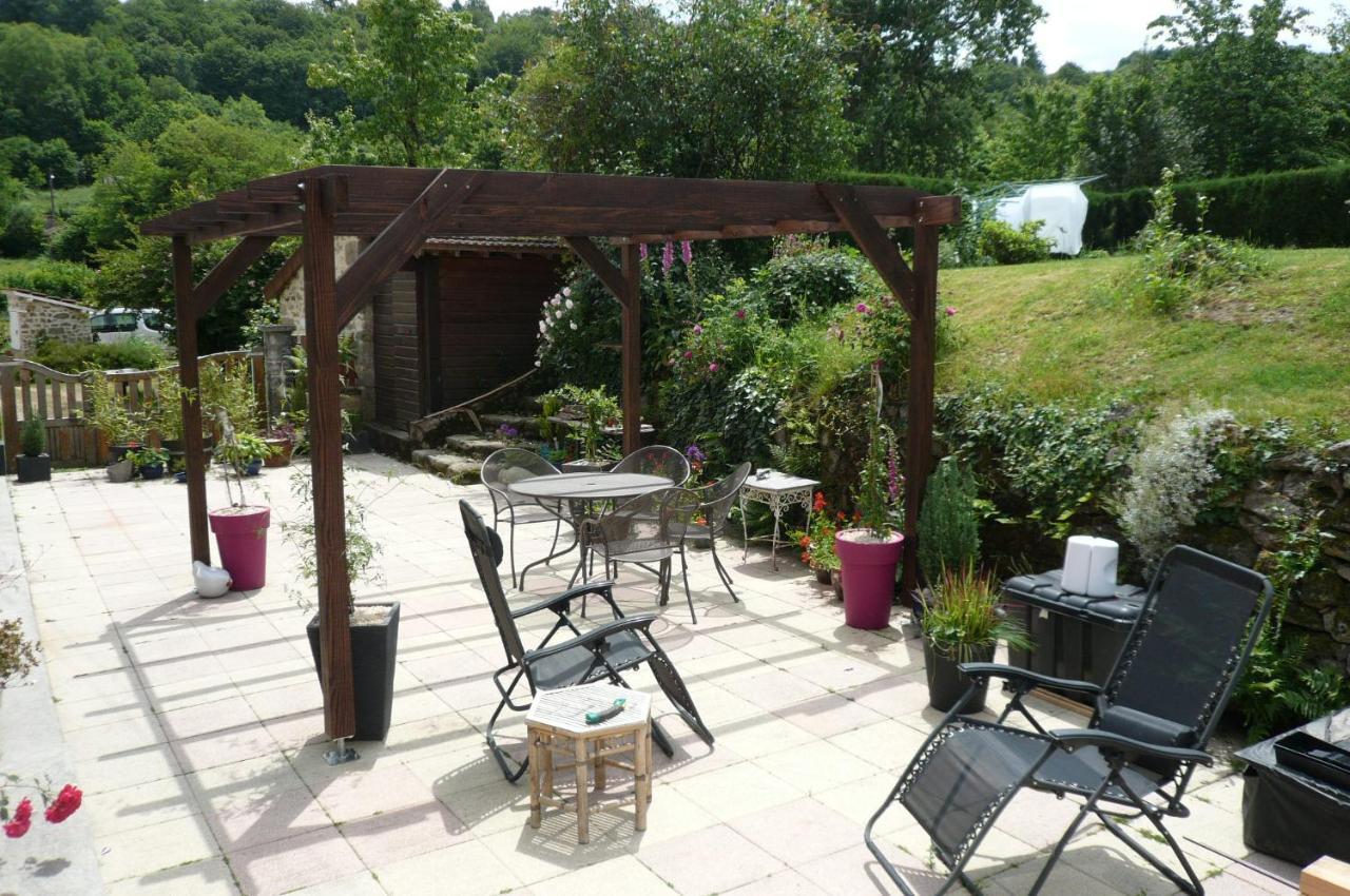 Le Petit Papillon Bed & Breakfast Eymoutiers  ภายนอก รูปภาพ