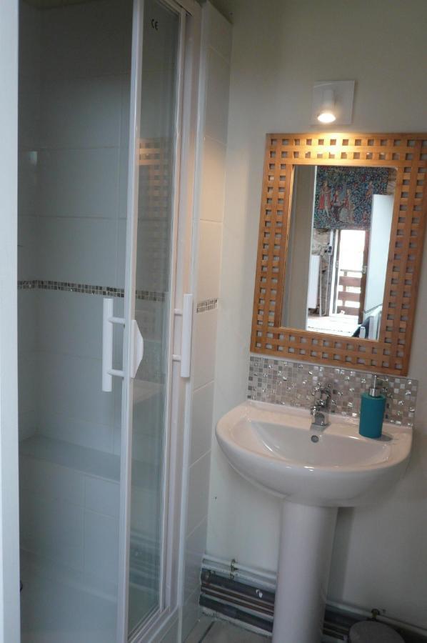 Le Petit Papillon Bed & Breakfast Eymoutiers  ภายนอก รูปภาพ